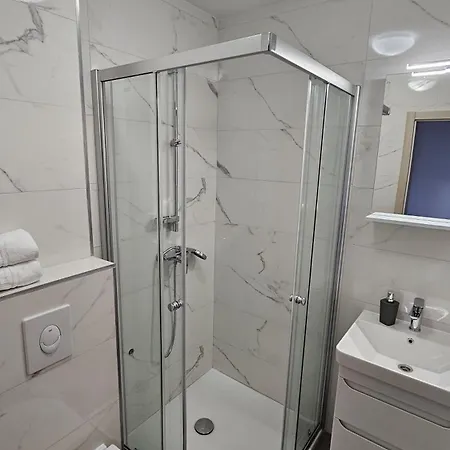 Apartament A Minute To The Sea Brela